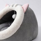 Deep Sleep Cat Cave Bed - plush detail